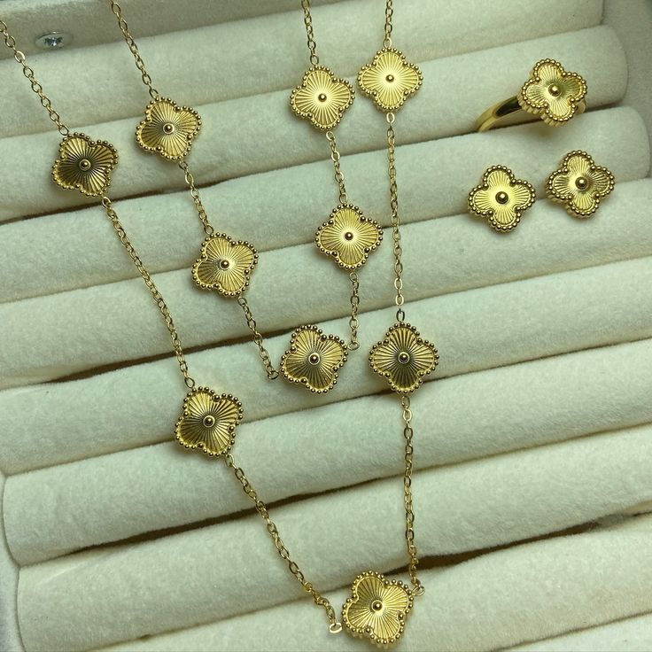 Stainless Steel Premium 4 Leaf Set